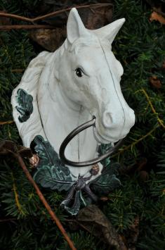 Gietijzeren paardenhoofd met ring - wit - rustieke decoratie