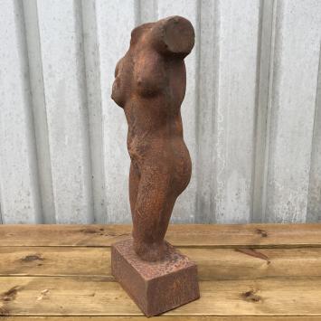 Prachtige gietijzeren vrouwelijke torso