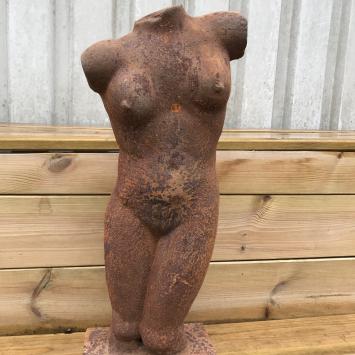 Prachtige gietijzeren vrouwelijke torso