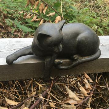 Katten sculptuur, Polystein, liggend