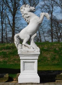 Beeld Paard op Sokkel - 160 cm - Steen