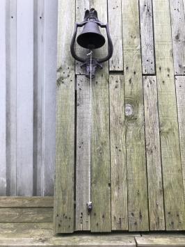 Deurklok, met dieren, deurbel met stier en adelaar, gietijzer