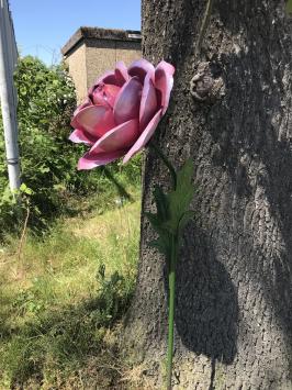 Grote roos - roze - metaal - handgemaakt