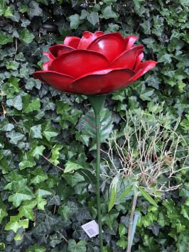 Große Rose - Rot - Metall - handgefertigt