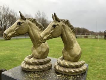 2 paardenbeelden als boekensteun, massief ijzer