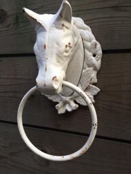 Gietijzeren paardenhoofd met ring - rustieke decoratie - wit