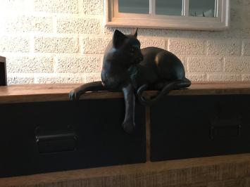 Skulptur einer liegenden Katze aus Polystein, wunderschön!