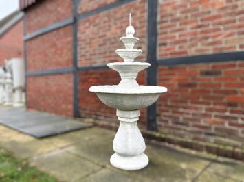 Großer Gartenbrunnen aus Stein, Brunnen für den Garten